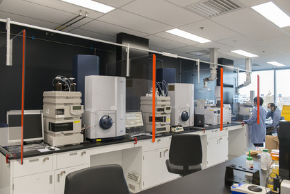 Laboratoire de chimie - vue d'ensemble